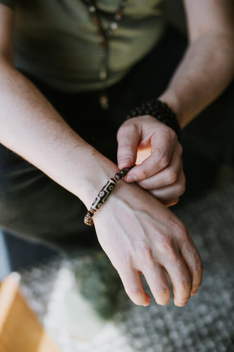 Mala Beads 9 Eye Dzi Astrology & Petrified Wood Wrist Mala
