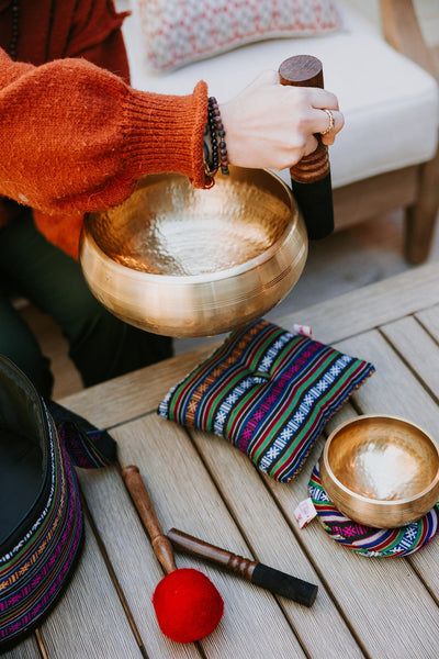 Singing Bowls Authentic Hand-Hammered Tibetan Singing Bowl Set