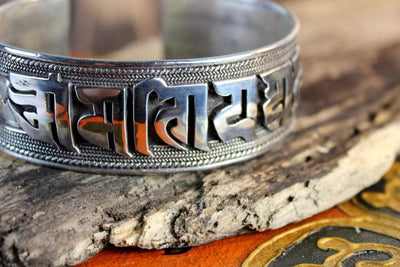 Bracelets Default Solid Silver Newar Om Mantra Bracelet jb492