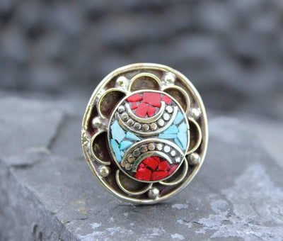 Rings 5 Tibetan Turquoise and Coral Adjustable Oval Flower Ring jr147.05