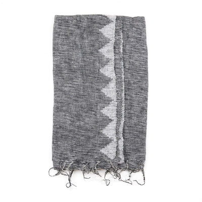 Scarves Himalayan Shawl in Classic Gray fb543