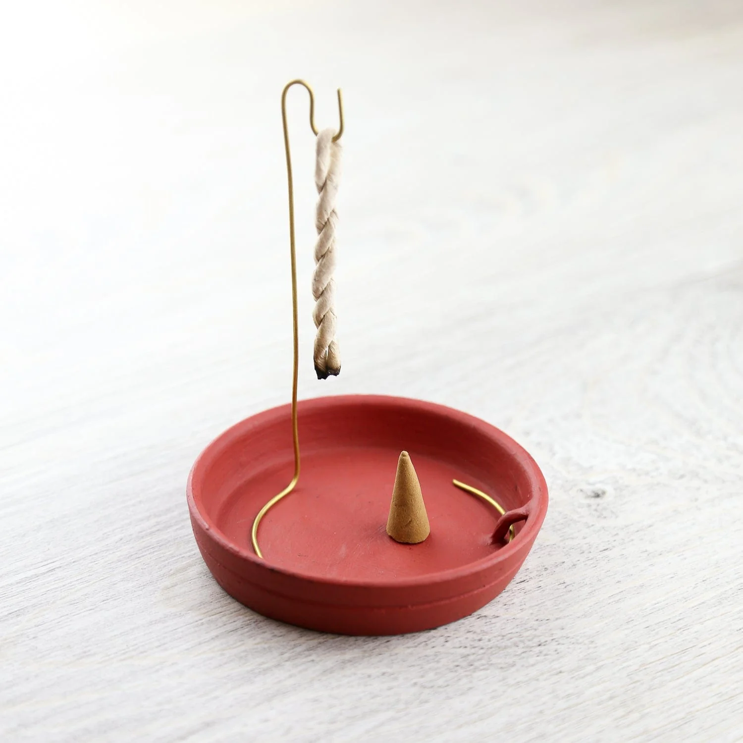 How to Burn Rope Incense