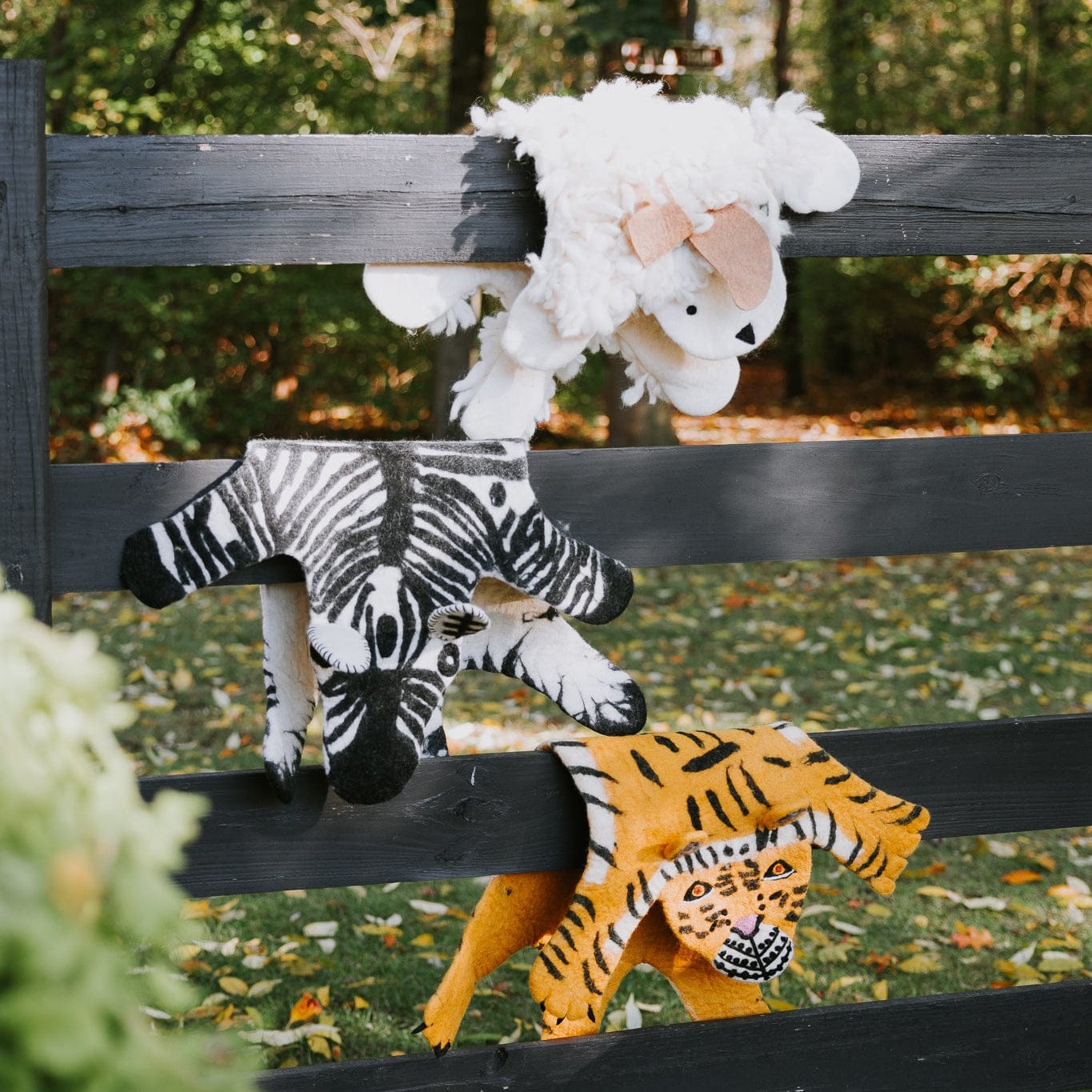 Carpets DharmaKids Felt Animal Rugs