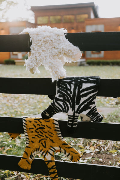 Carpets DharmaKids Felt Animal Rugs