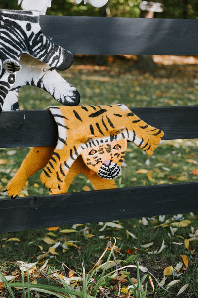 Carpets DharmaKids Felt Animal Rugs