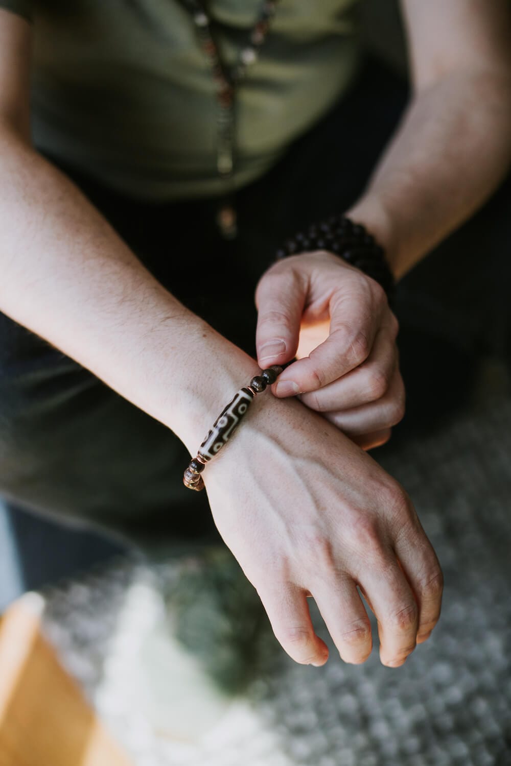 Mala Beads 9 Eye Dzi Astrology & Petrified Wood Wrist Mala
