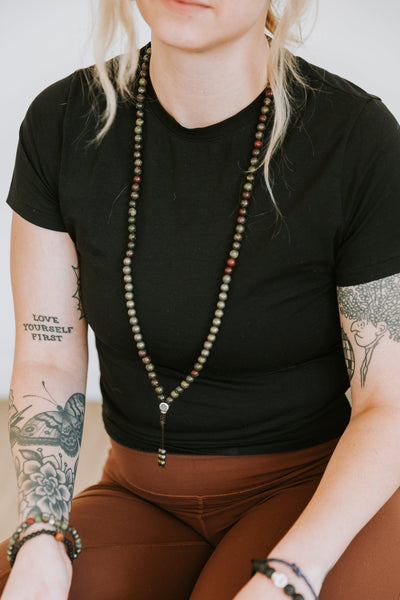 Mala Beads Dragon's Blood Root Chakra Mala ML945