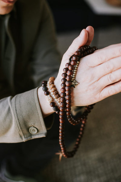 TURQUOISE HOWLITE & LAPIS Lazuli Mala Beads | Wrist Mala Bracelet for Yoga  Meditation | Blue Prayer Beads | Unisex Malabeads
