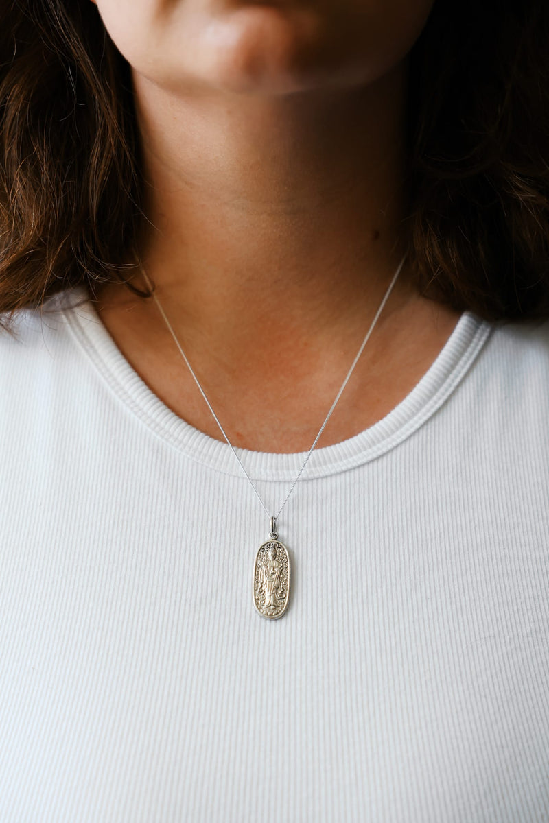 Necklaces Guanyin Thai Amulet Necklace JN819