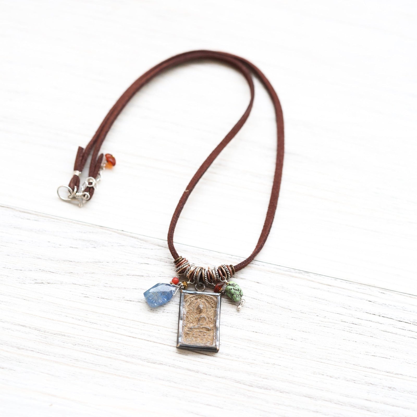 Necklaces Thai Buddha Protection Amulet Necklace JN031