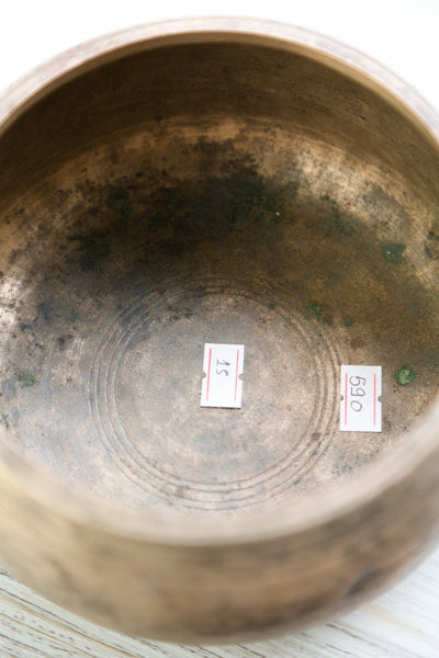 Singing Bowls Antique Mani Singing Bowl - Sacral Chakra 590Hz oldbowl448