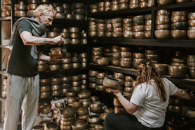 Singing Bowls Antique Seven Chakra Singing Bowl Set - Grounding & Balance oldbowl661