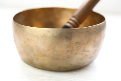 Singing Bowls Antique Singing Bowl Crown Chakra 126Hz oldbowl632