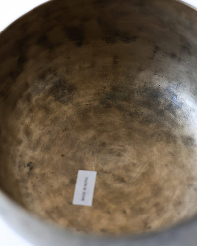 Singing Bowls Antique Singing Bowl Sacral Chakra 152 Hz oldbowl691