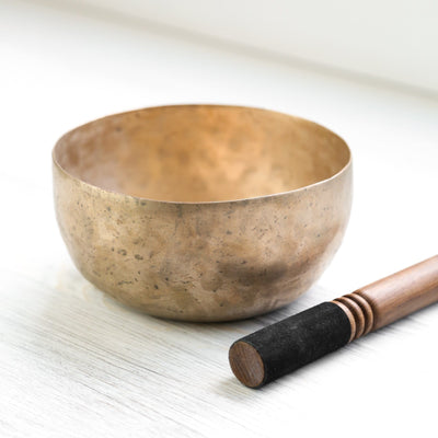 Singing Bowls Antique Singing Bowl Sacral Chakra 156Hz oldbowl625