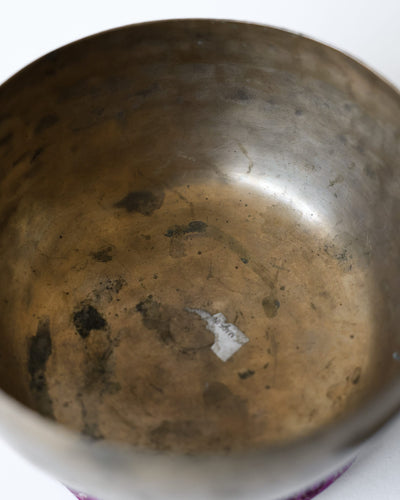 Singing Bowls Antique Singing Bowl Sacral Chakra 157 Hz oldbowl697
