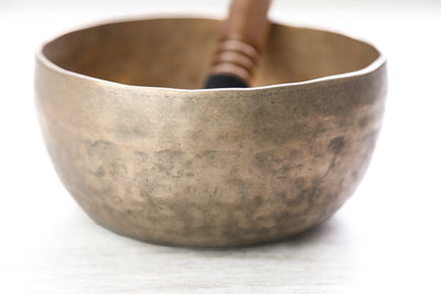 Singing Bowls Antique Singing Bowl Third Eye Chakra 232Hz oldbowl648