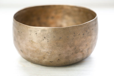 Singing Bowls Antique Singing Bowl Throat Chakra 192Hz oldbowl627