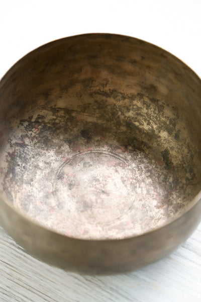 Singing Bowls Antique Singing Bowl Throat Chakra 192Hz oldbowl627