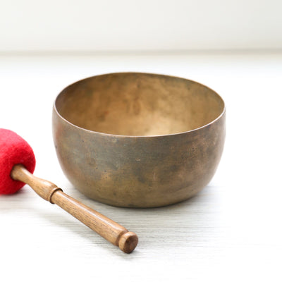 Singing Bowls Antique Singing Bowl Throat Chakra 195Hz oldbowl628