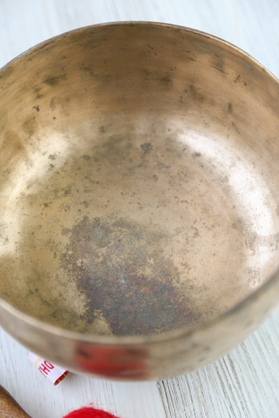 Singing Bowls Antique Singing Bowl Throat Chakra 195Hz oldbowl635
