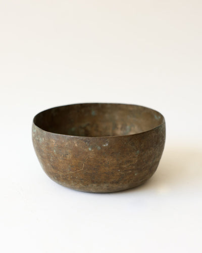Singing Bowls Antique Singing Bowl Throat Chakra 417 Hz oldbowl667