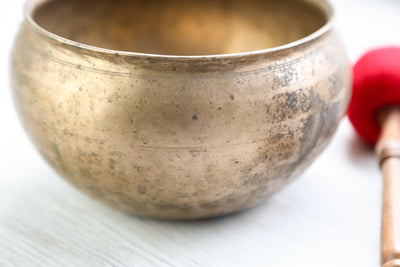 Singing Bowls Antique Tantric Buddha Singing Bowl - Heart Chakra 364Hz oldbowl444