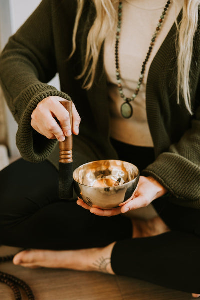 Singing Bowls DharmaShop Tibetan Singing Bowl Set sb028