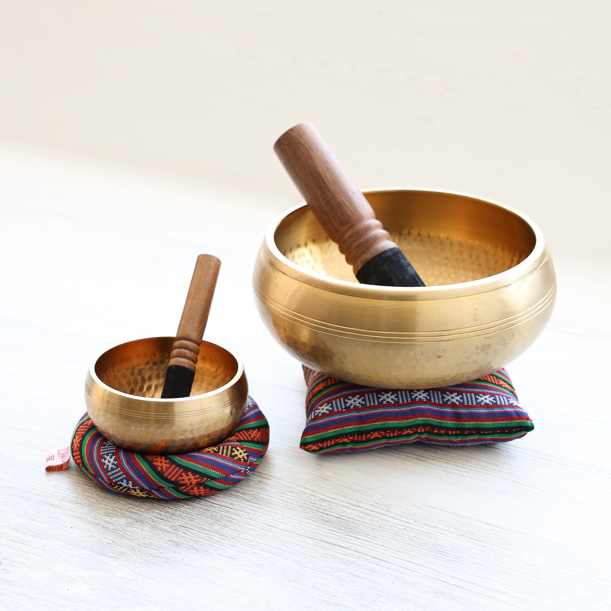 Singing Bowls Hand-Hammered Tibetan Bowl Pairing SB231