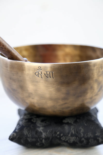 Singing Bowls Lunar Reflection Moon Bowl 47 moonbowl849