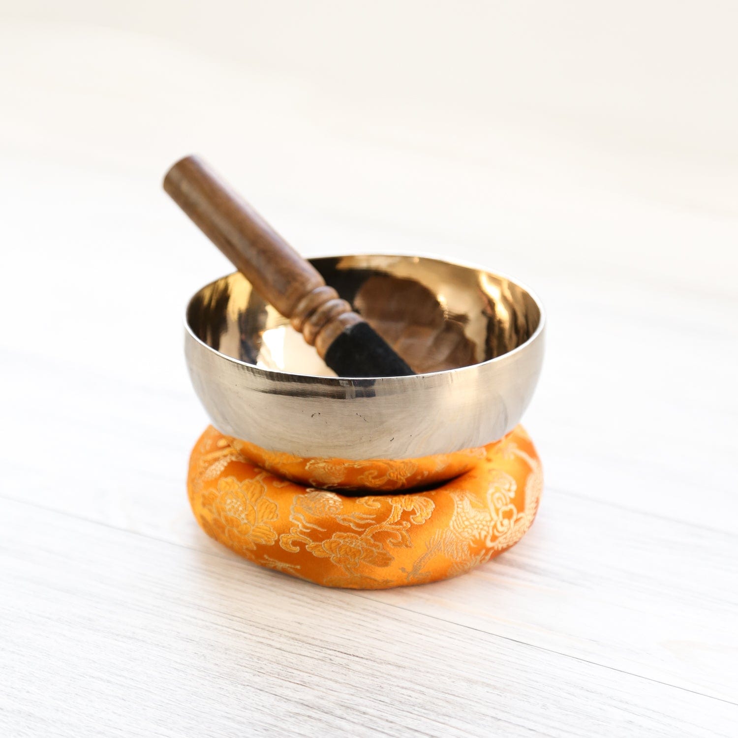 Singing Bowls Small Polished Singing Bowl sb028