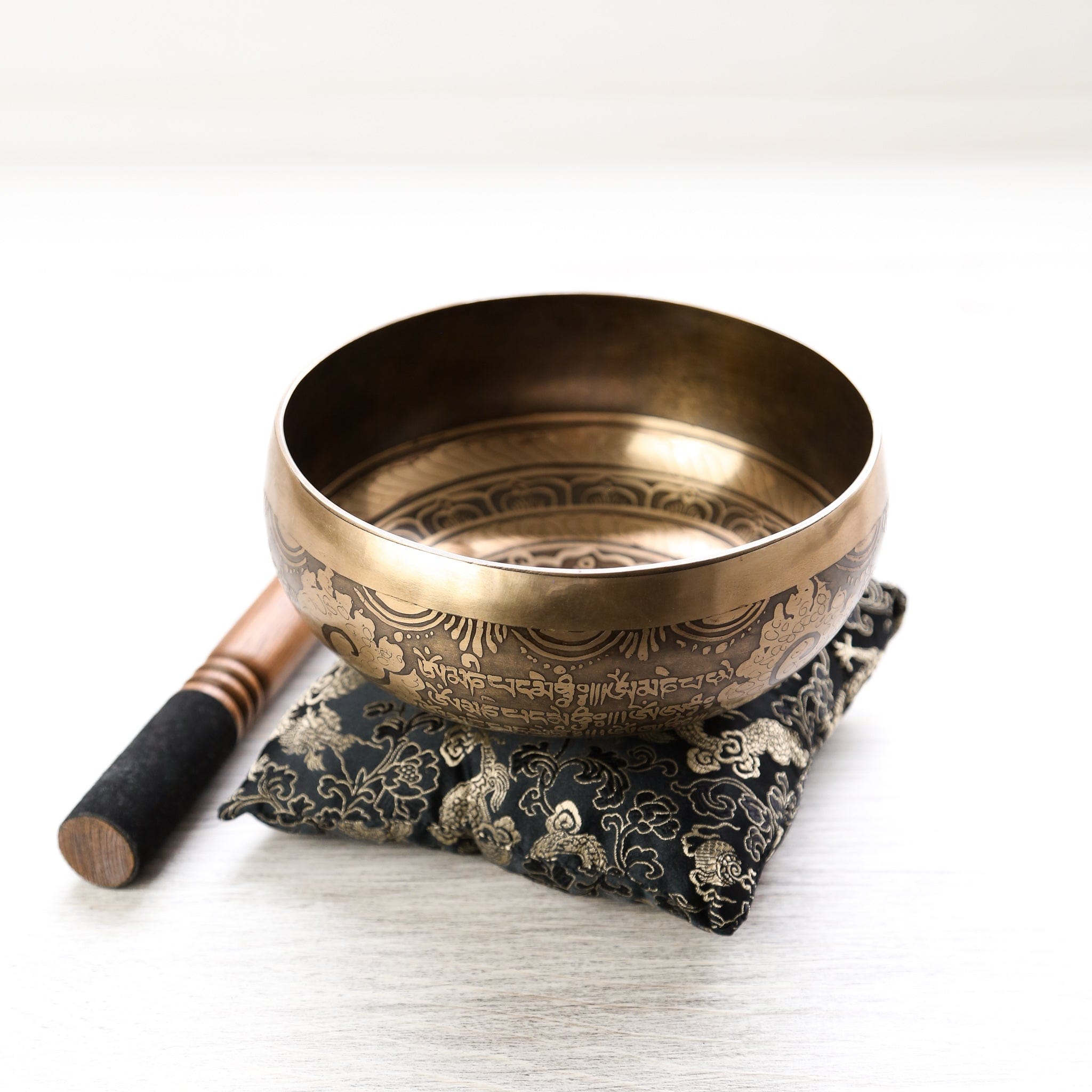 Singing Bowls Song of the Lotus Singing Bowl SB171