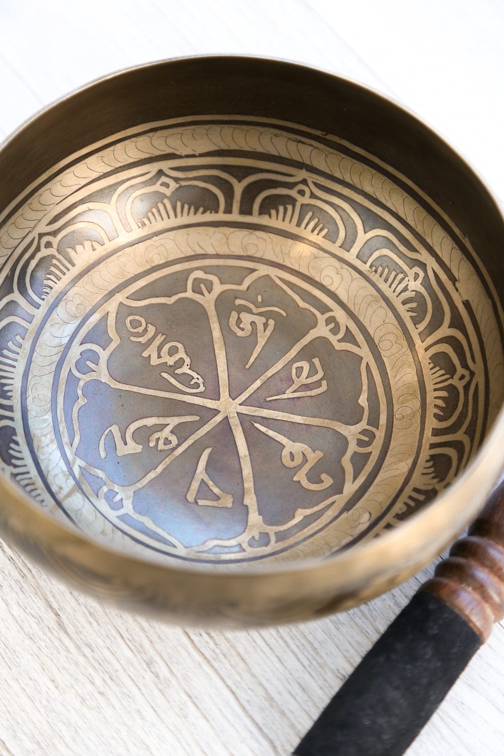 Singing Bowls Tibetan Mantra Singing Bowl SB171