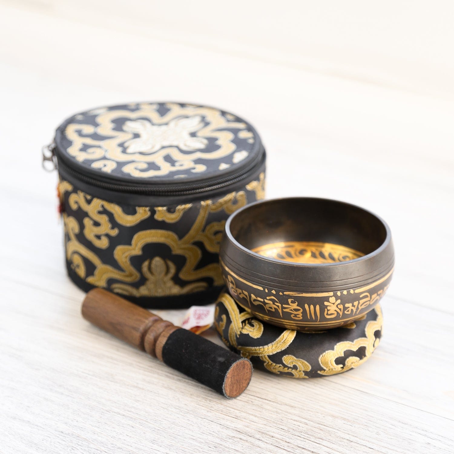 Singing Bowls Tibetan Om Singing Bowl Set GB036