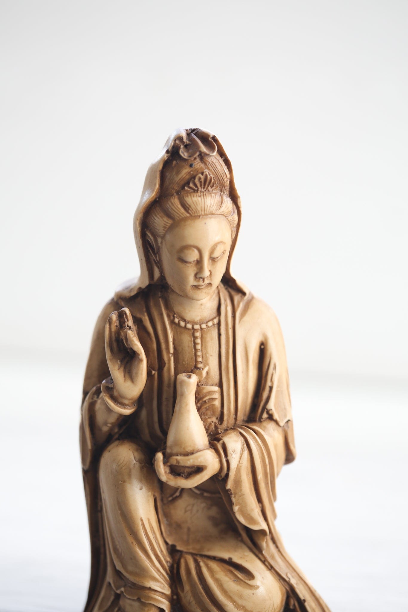 Statues Guanyin Goddess of Compassion Statue ST299