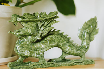 Statues Tibetan Dragon Serpentine Jade Statue ST321