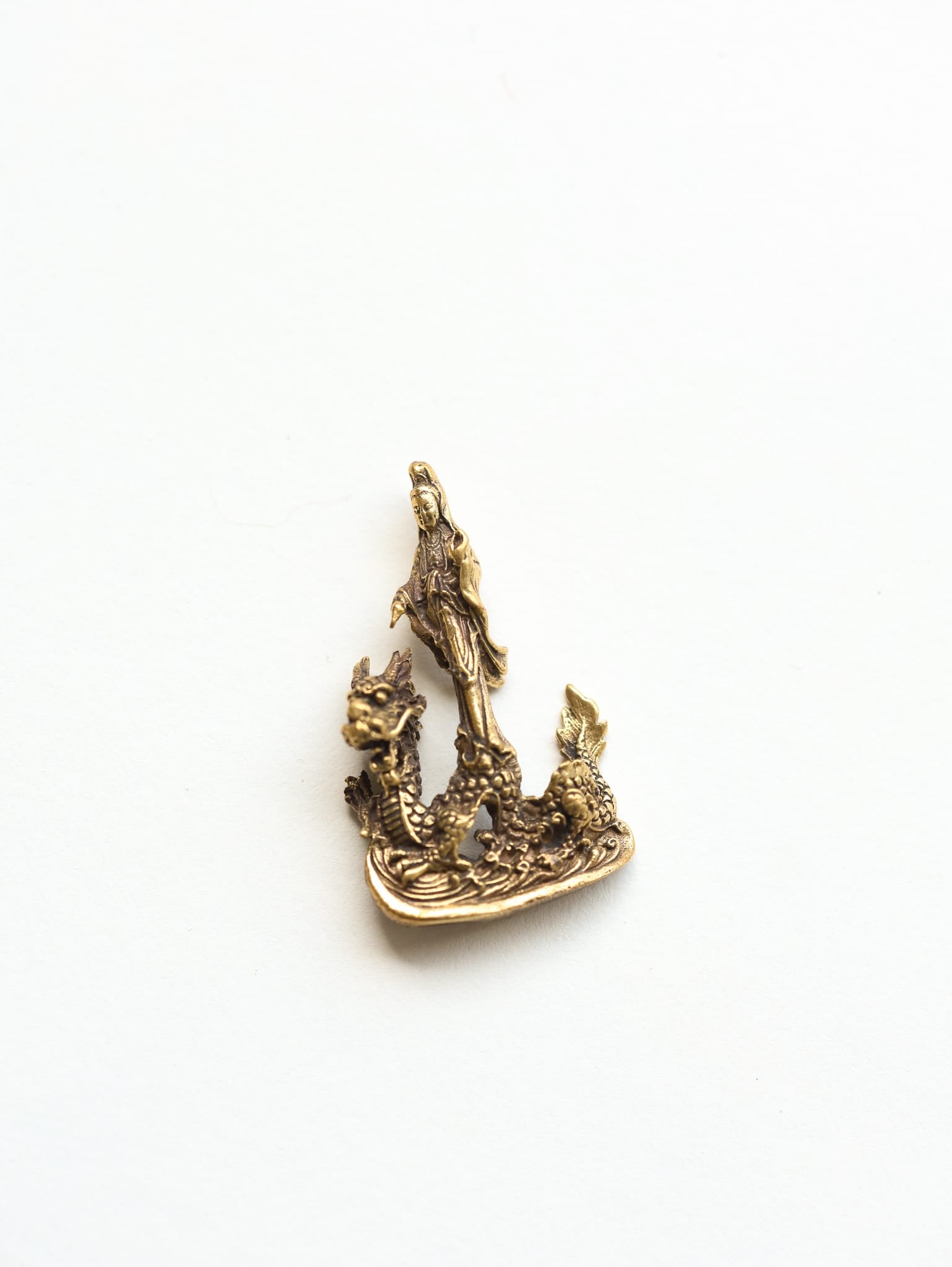 Statues Tiny Brass Guanyin Statue ST310