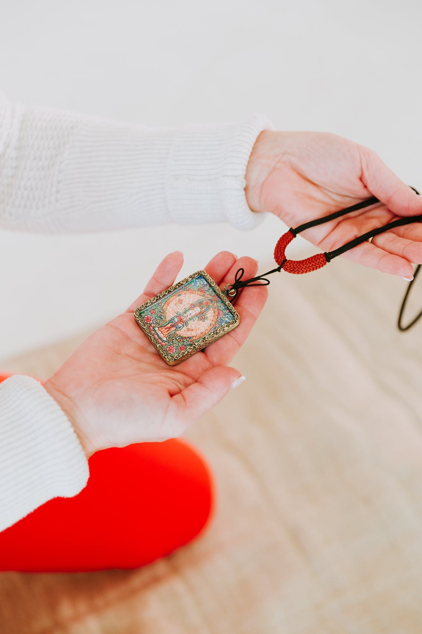 Thangkas Mini Thangka Amulet - Avalokiteshvara Compassion TH214