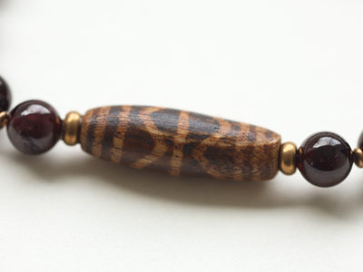 Wrist Malas Buried Thunderbolt Pumtek Bracelet 01 WM730