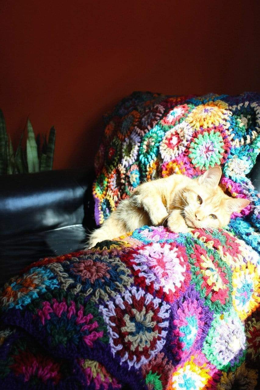 Blankets Default Large Woolen Hand-Crocheted Blanket WO027