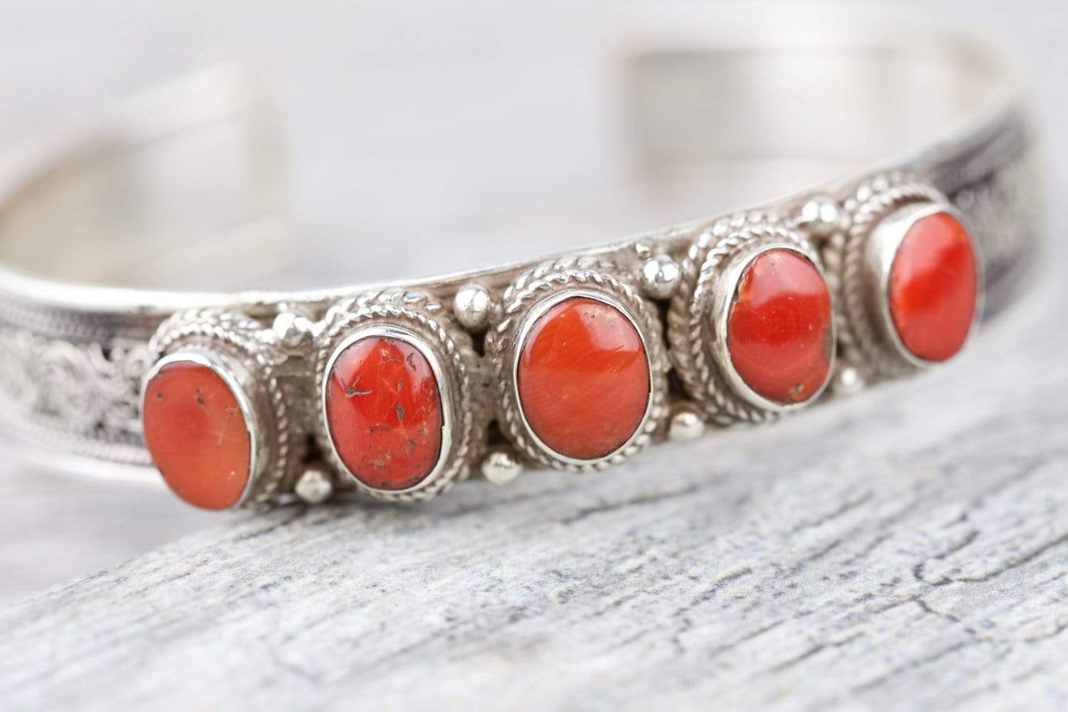 Bracelets Coral Transformations Bracelet JB887