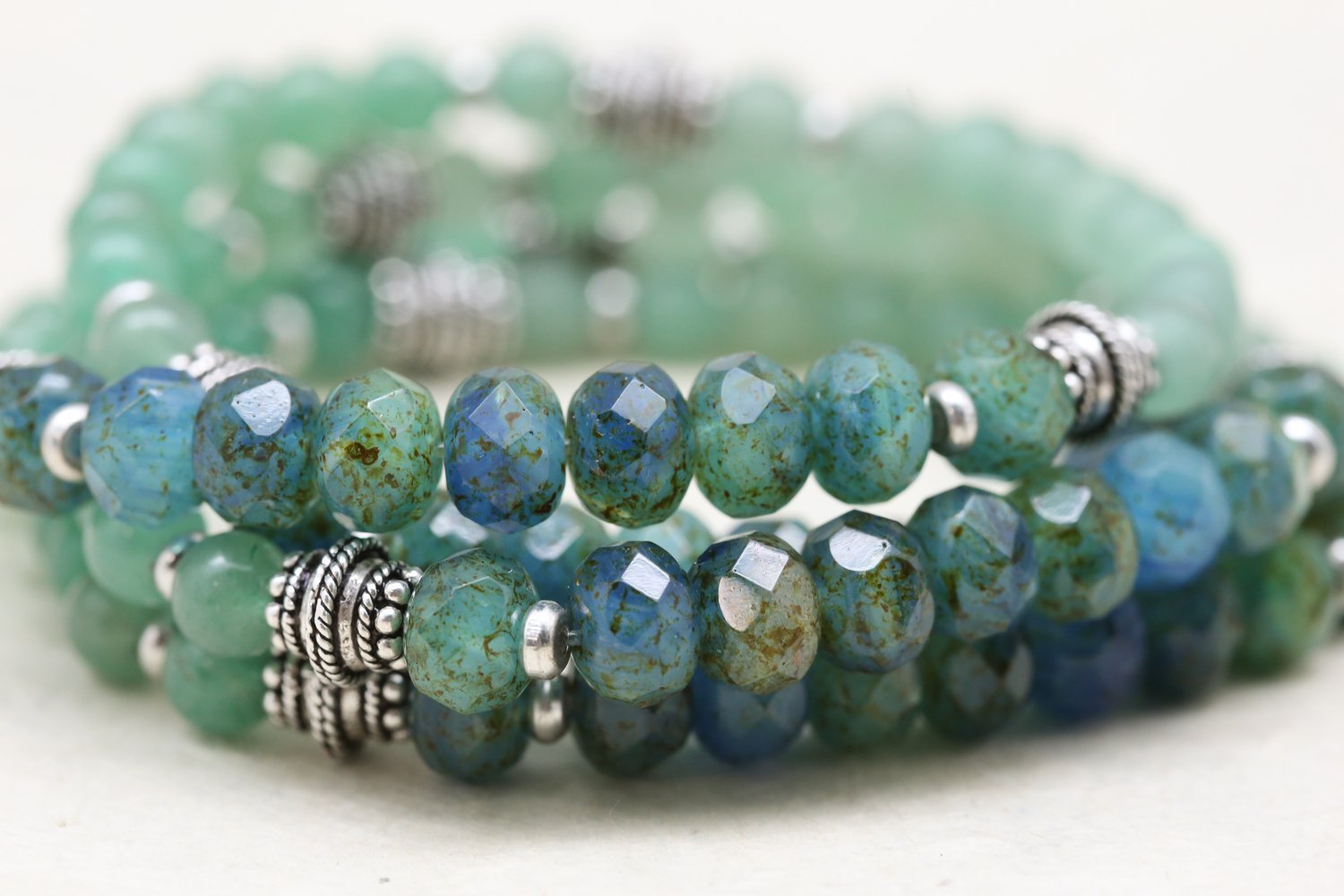 Bracelets Glistening Green Wrap Bracelet JB869