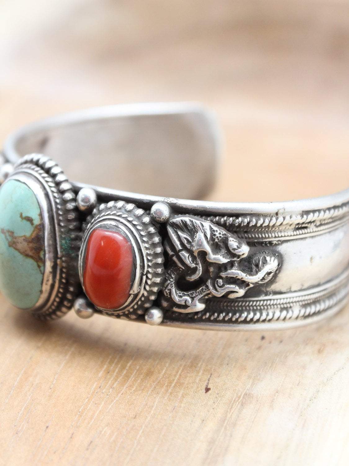 Bracelets Vintage True Turquoise Cuff Bracelet JB813