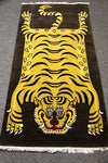 Carpets Default 6 Foot 100 Knot Tiger Rug cr003