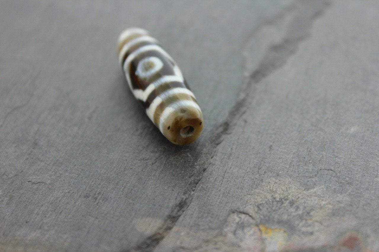 Dzi Beads Default Stunning light Colored 3 Eye Tibetan Dzi Bead dz051