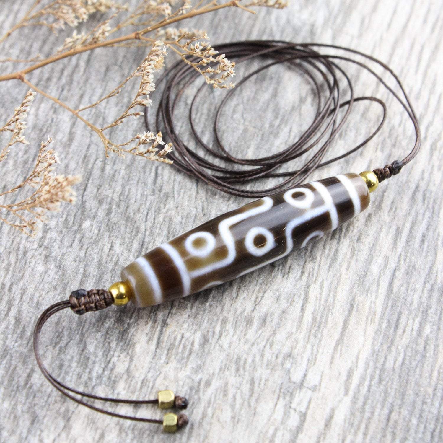 Schutzkette mit neun Dzi-Augen