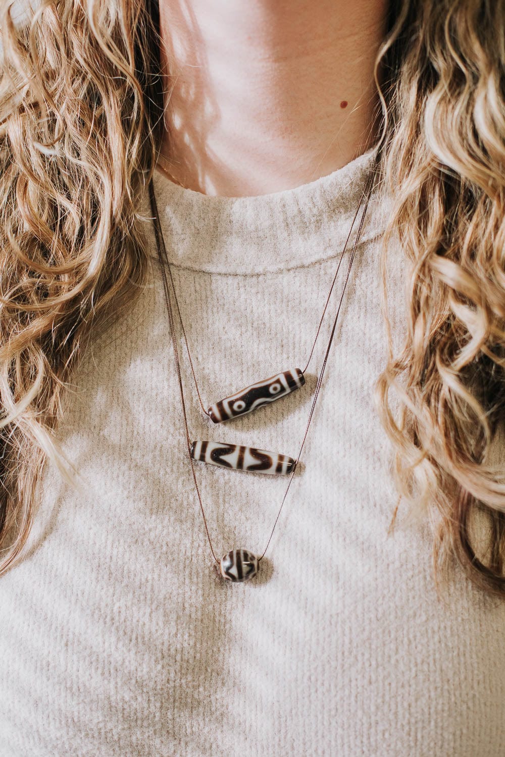 Dzi Beads Tiger Tooth Dzi Bead for Protection DZ151