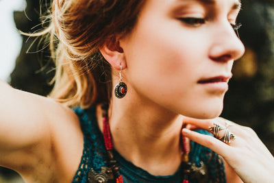 Earrings Antique Coral Shield Earrings JE484