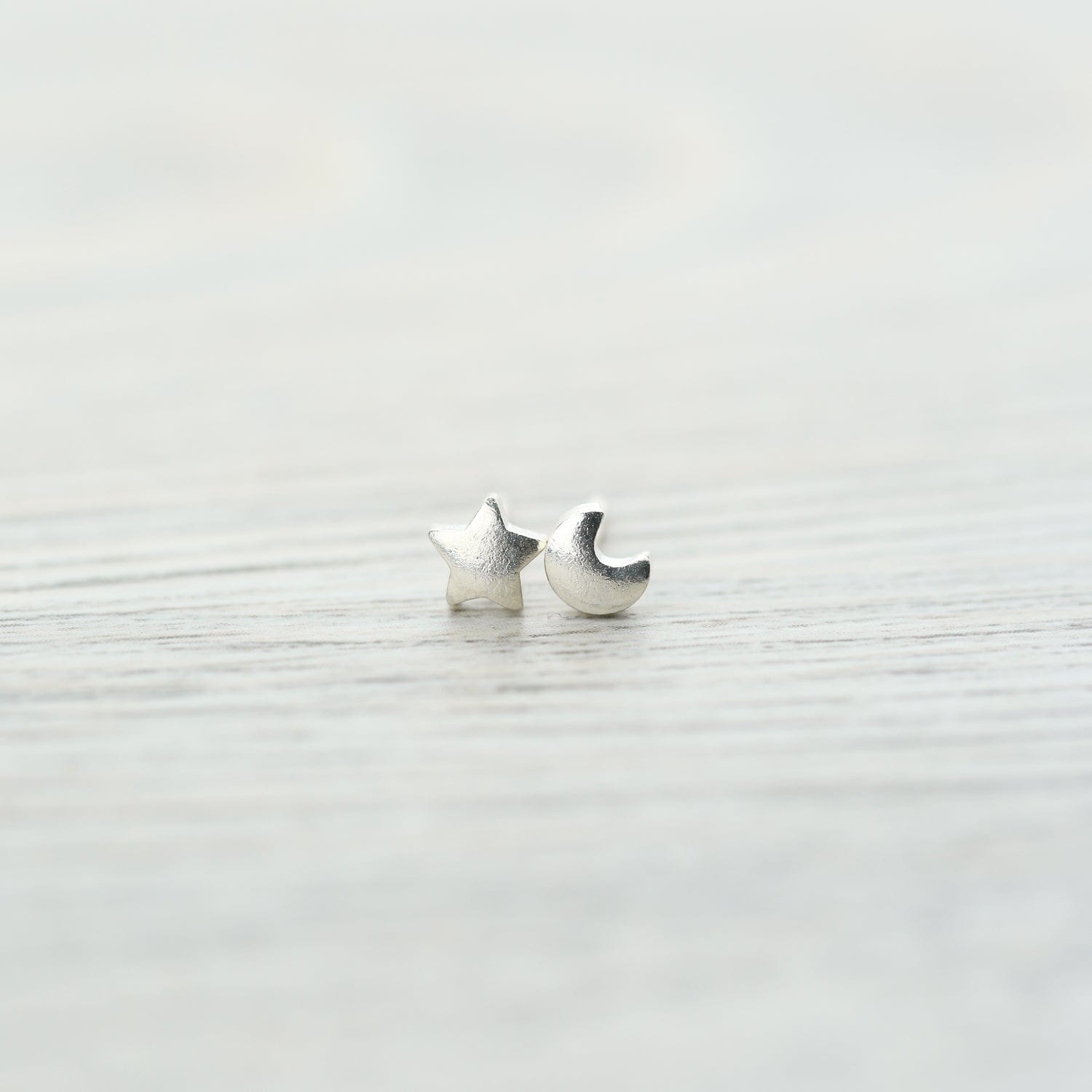 Earrings Moon & Star Earrings JE559