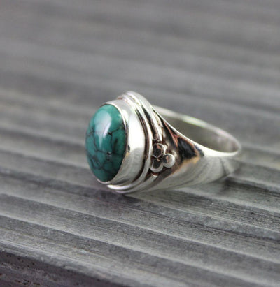 Jewelry,New Items 9 Sleek Turquoise Stone and Silver Ring JR062009